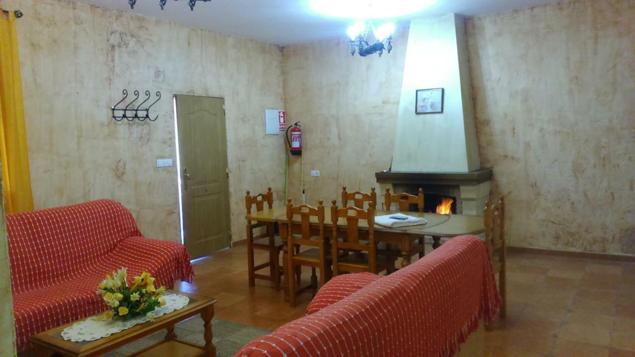 Casas Rurales Ivan El Penas Бенисар Экстерьер фото
